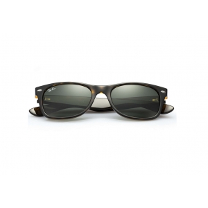 Ray-Ban Icons – New Wayfarer RB2132 902